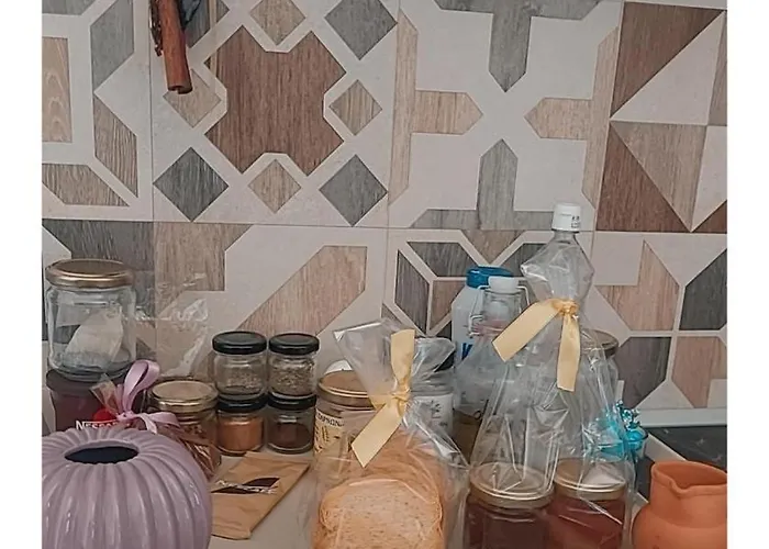 The Bee's House 2 아파트 Tirós